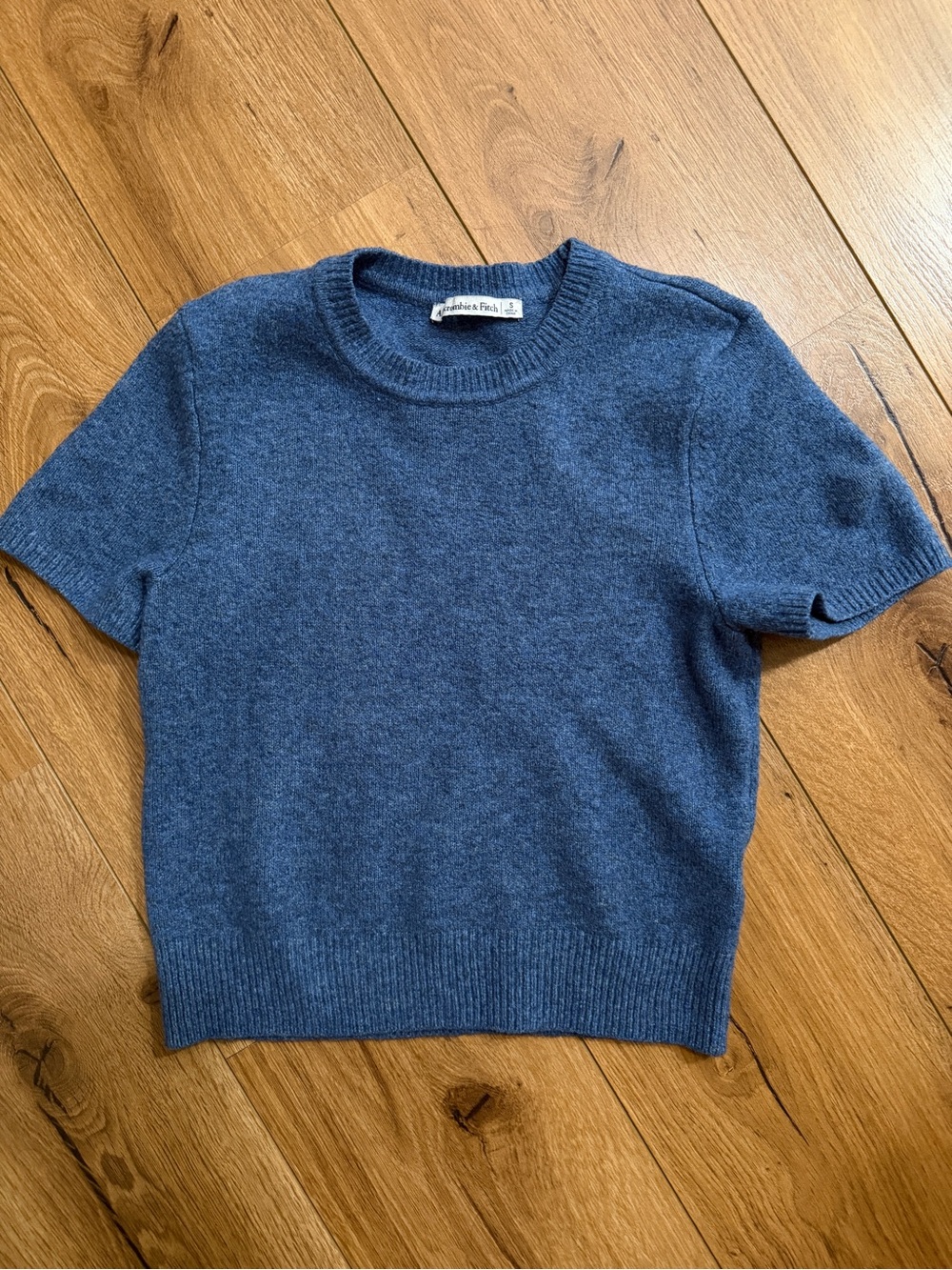 Abercrombie & Fitch Short Sleeve Crewneck Sweater - Blue
